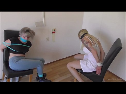 ❤️ מכורה / קשורה וסתומה / עלמה במצוקה ️ פורנו ב-iw.mrpornogratis.ru ❌️❤